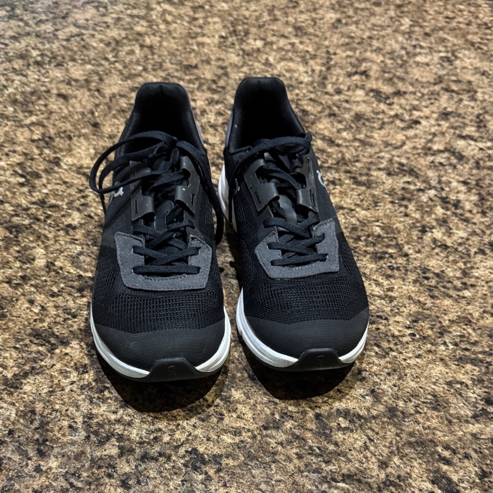 Black Athletic Shoes for Women